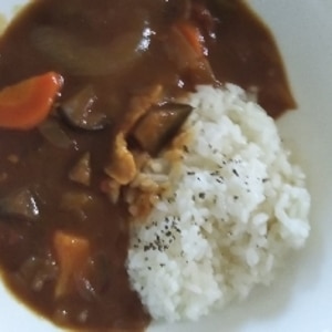 なすとトマトの夏カレー